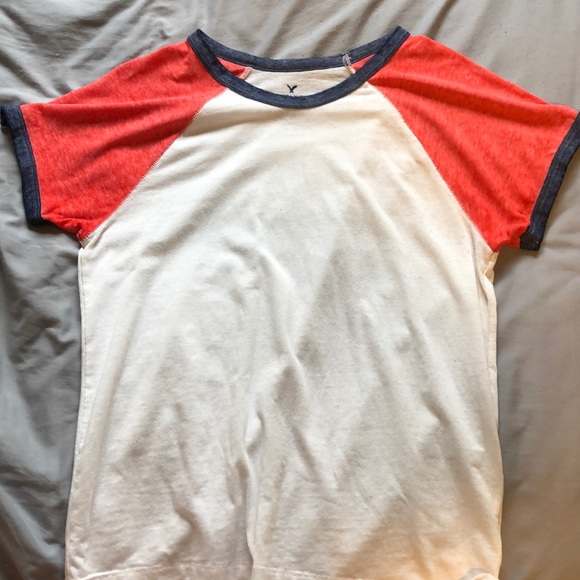 T-Shirt - Picture 1 of 1